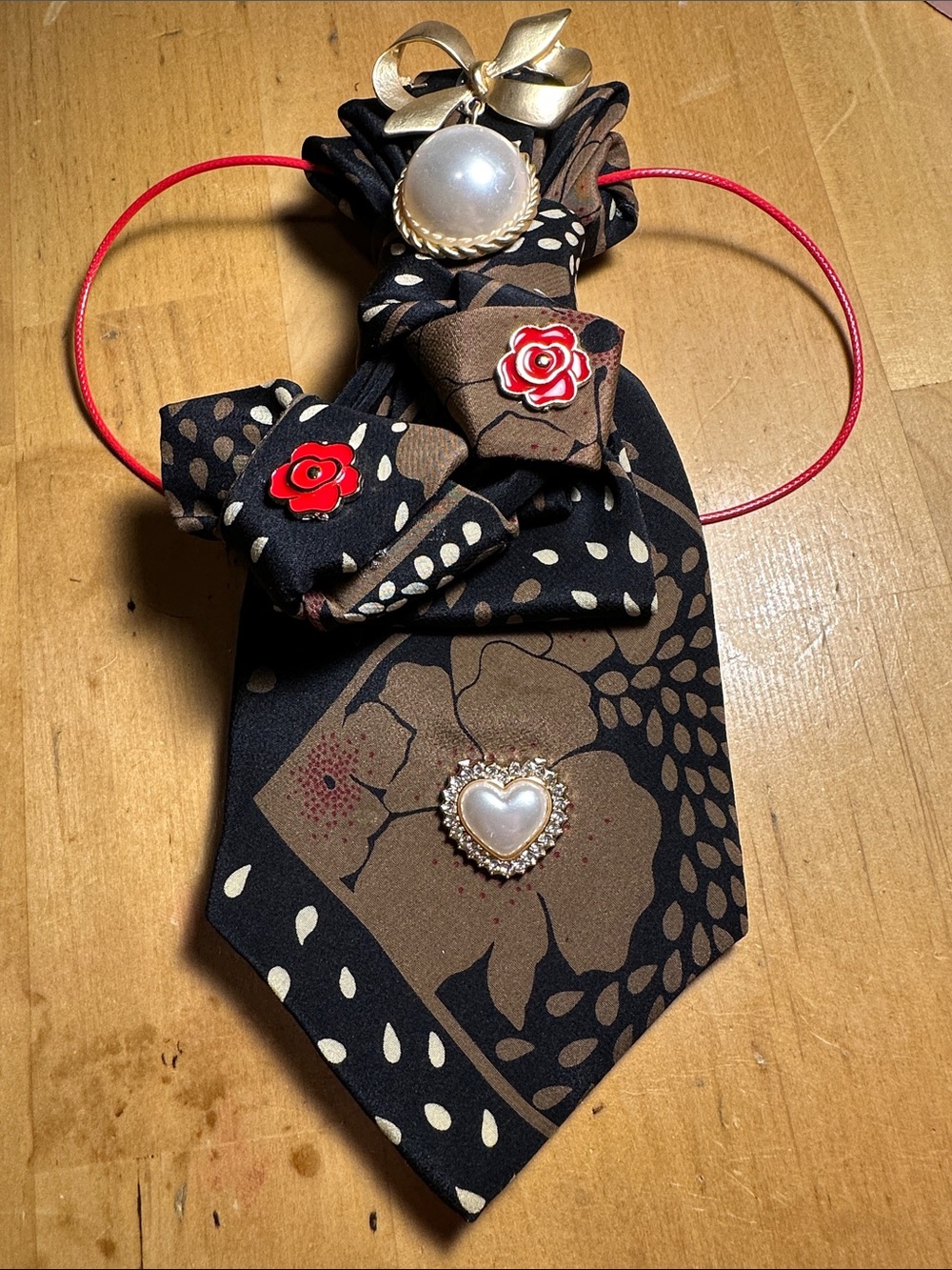 Elegant Vintage Black & Brown Floral Necklace Tie with Pearl Accent